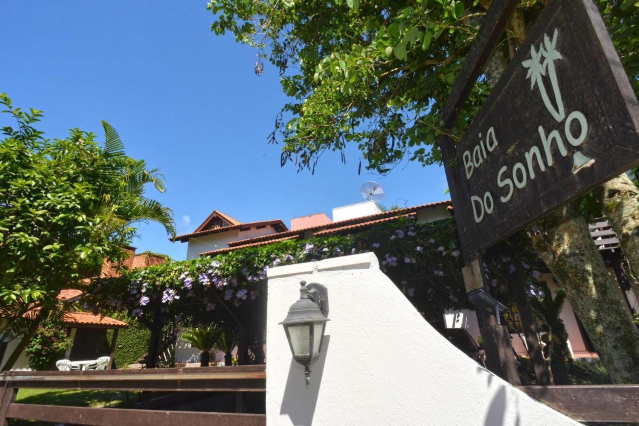 Bahia Do Sonho Apartment บอมบินญัส ภายนอก รูปภาพ